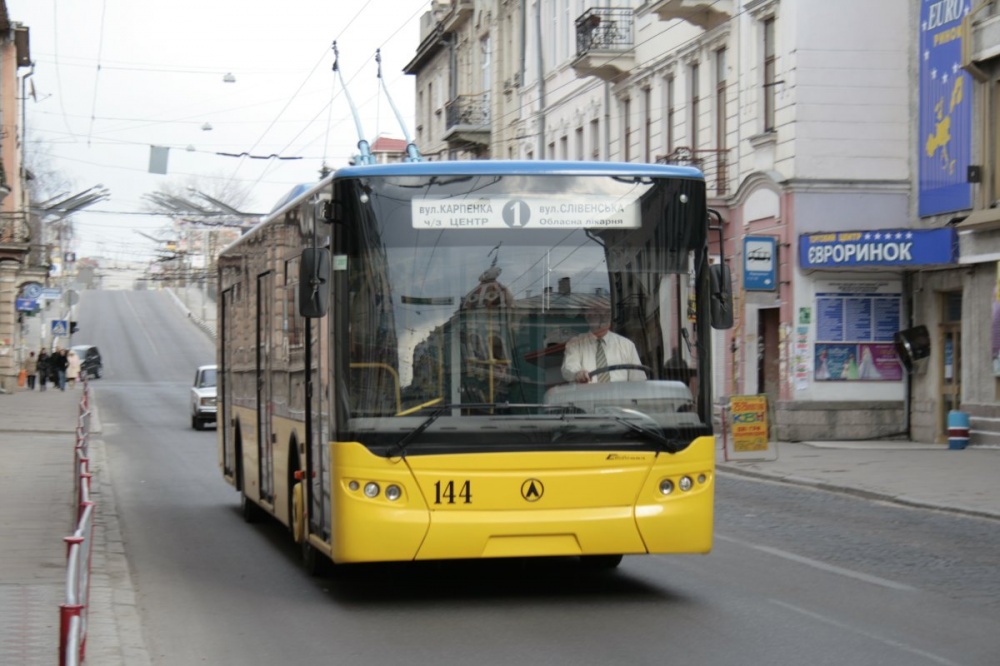ElektroLAZ-in-Ternopil-29-03-2020